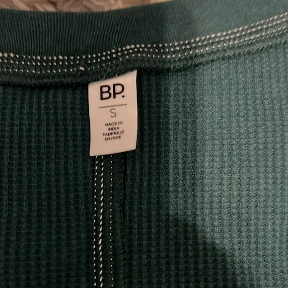 NWT: Crop Knit Henley - Picture 5 of 5